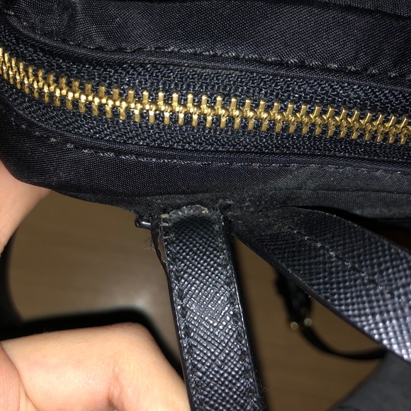 Broken but fixable Kate Spade Backback - Picture 4 of 7